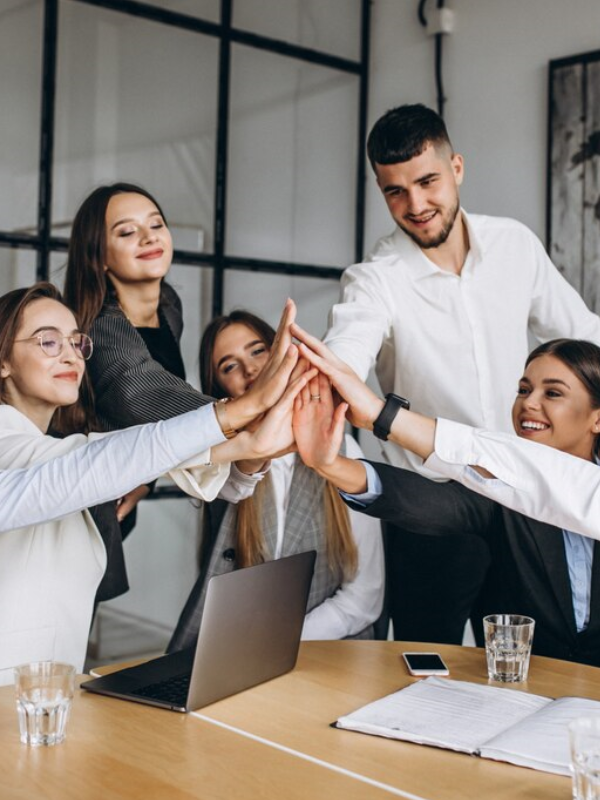 yaratici sirket ici etkinlik fikirleri ile ekip ruhu canlandirma